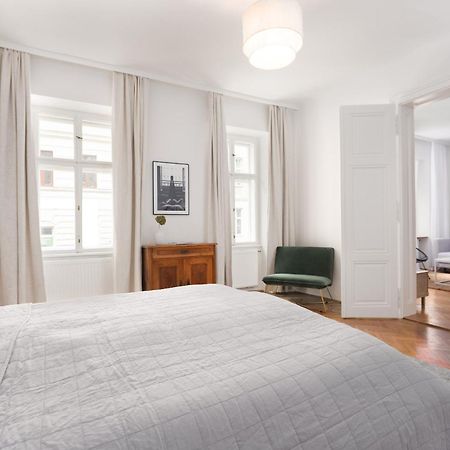 Edelhof Design Apartment Vienna Exterior photo